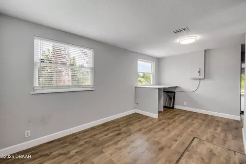 1607 India Palm Dr, Edgewater, FL 32132 photo 17