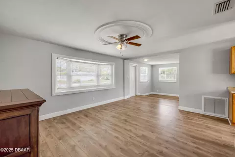 1607 India Palm Dr, Edgewater, FL 32132 photo 10