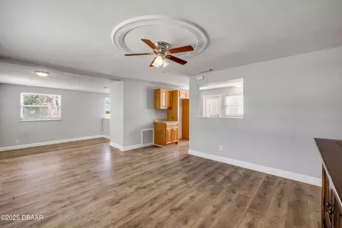 1607 India Palm Dr, Edgewater, FL 32132 photo 11