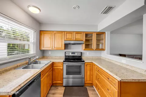 1607 India Palm Dr, Edgewater, FL 32132 photo 15