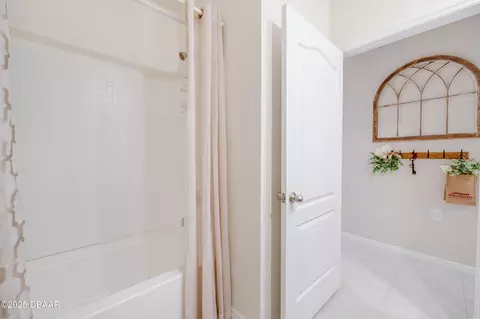 Bath - 314 Sandoval Dr, Ormond Beach, FL 32174 photo 1 of 3