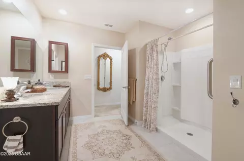 Bath - 314 Sandoval Dr, Ormond Beach, FL 32174 photo 3 of 3