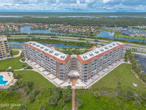 104 Surfview Dr, Palm Coast, FL 32137
