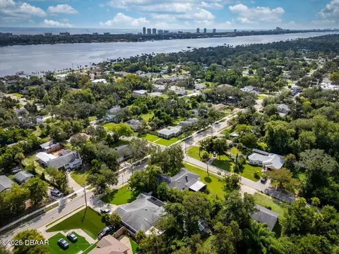 View/Area - 72 Fairview Ave, Ormond Beach, FL 32174 photo 7 of 10