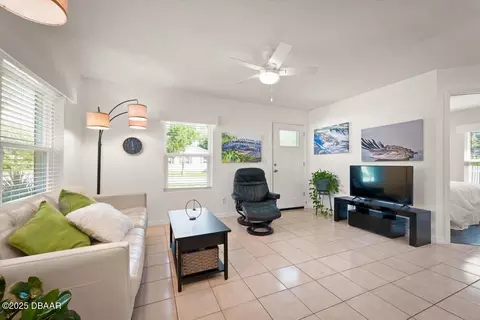 Living - 72 Fairview Ave, Ormond Beach, FL 32174 photo 2 of 2