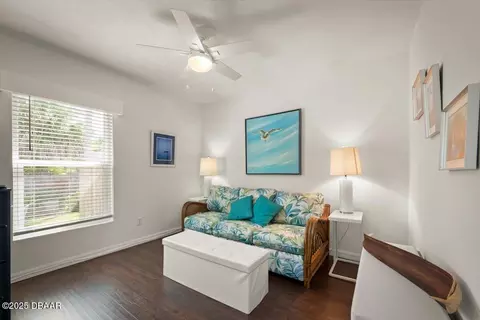 Bedroom - 72 Fairview Ave, Ormond Beach, FL 32174 photo 3 of 7