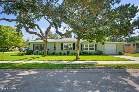 72 Fairview Ave, Ormond Beach, FL 32174