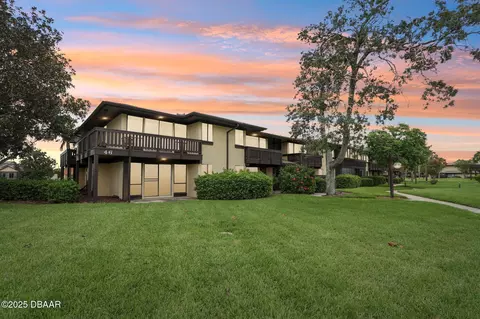46 Club House Dr, Palm Coast, FL 32137