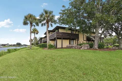 46 Club House Dr, Palm Coast, FL 32137