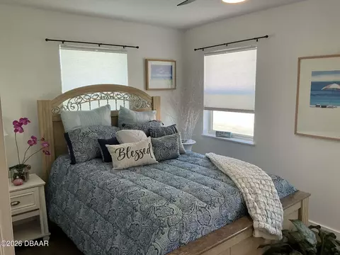 601 Robin Rd, Ormond Beach, FL 32176
