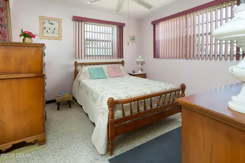 Bedroom - 21 Seabreeze Dr, Ormond Beach, FL 32176 photo 5 of 6