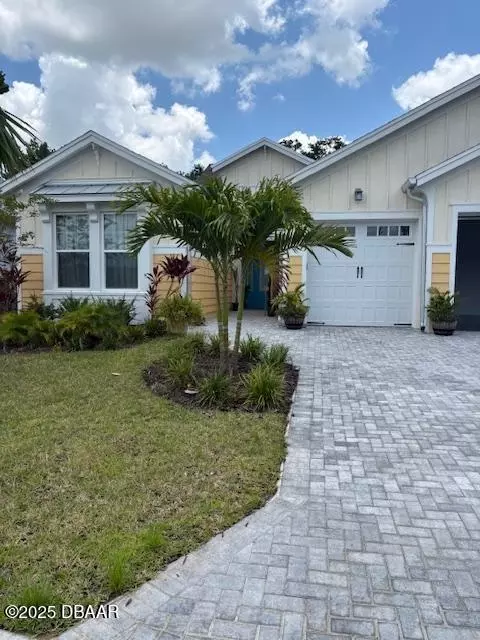 100 Hang Loose Way, Daytona Beach, FL 32124