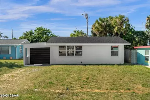 25 River Dr, Ormond Beach, FL 32176