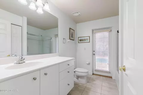 Bath - 1297 Harwick Ln, Ormond Beach, FL 32174 photo 4 of 5