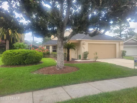 316 Glenbriar Cir, Daytona Beach, FL 32114