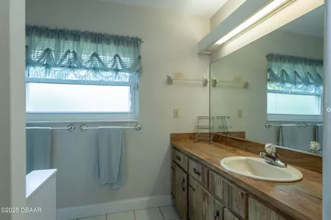 Bath - 7 Rocky Creek Trl, Ormond Beach, FL 32174 photo 1 of 4