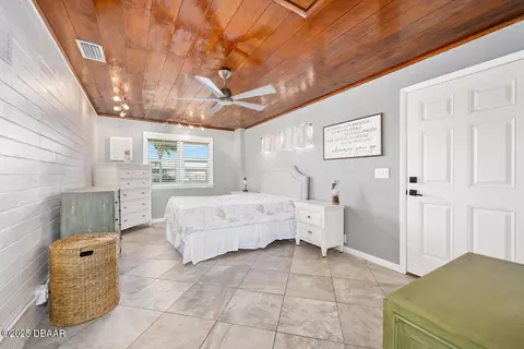 Bedroom - 44 Tropical Dr, Ormond Beach, FL 32176 photo 3 of 4