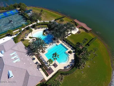 Exterior - 14 Magnolia Dr S, Ormond Beach, FL 32174 photo 6 of 7