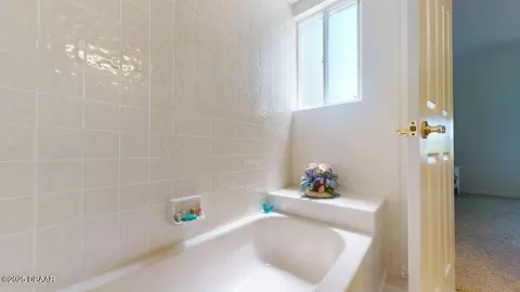 Bath - 14 Magnolia Dr S, Ormond Beach, FL 32174 photo 5 of 6