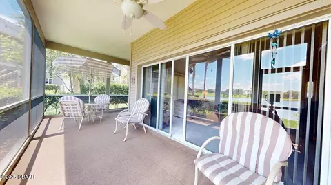 Exterior - 14 Magnolia Dr S, Ormond Beach, FL 32174 photo 2 of 7