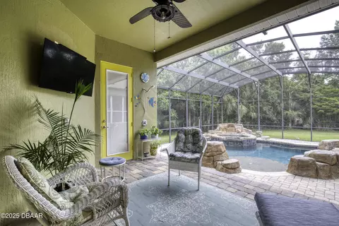 Exterior - 34 Manderley Ln, Ormond Beach, FL 32174 photo 4 of 14