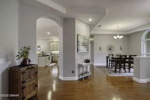 Entry Way - 34 Manderley Ln, Ormond Beach, FL 32174 photo 5 of 9