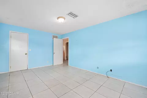 Bedroom - 39 Bosarvey Cir, Ormond Beach, FL 32176 photo 3 of 5