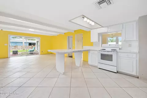 Kitchen - 39 Bosarvey Cir, Ormond Beach, FL 32176 photo 3 of 3