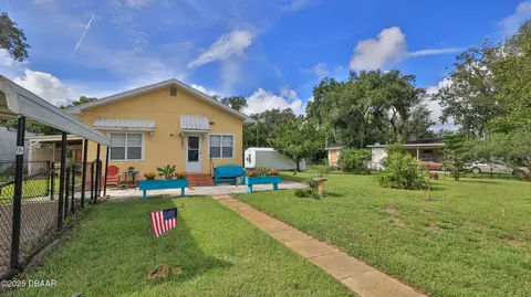 1133 Hillcrest Dr, Daytona Beach, FL 32114