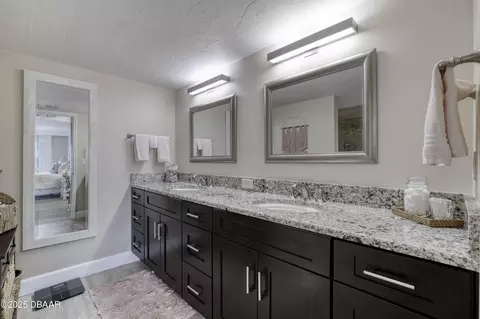Bath - 1 John Anderson Dr #607, Ormond Beach, FL 32176 photo 6 of 7