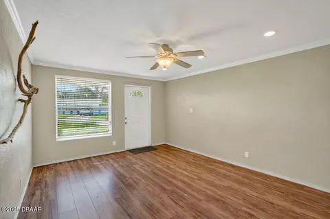 Living - 68 Ocean Shore Dr, Ormond Beach, FL 32176 photo 2 of 2