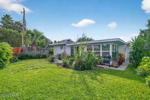 Exterior - 68 Ocean Shore Dr, Ormond Beach, FL 32176 photo 3 of 7