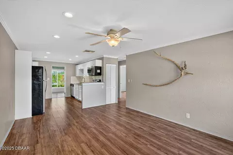 Living - 68 Ocean Shore Dr, Ormond Beach, FL 32176 photo 1 of 2