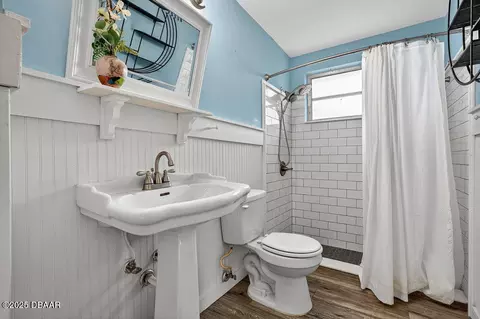 Bath - 68 Ocean Shore Dr, Ormond Beach, FL 32176 photo 1 of 4