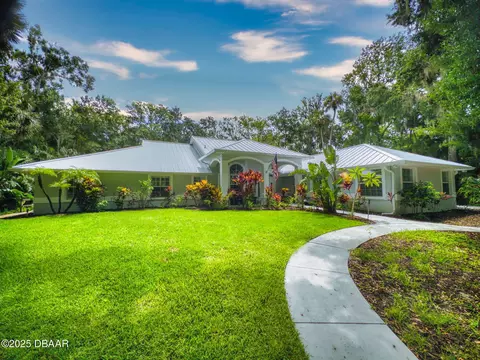 1951 Waterford Estates Dr, New Smyrna Beach, FL 32168