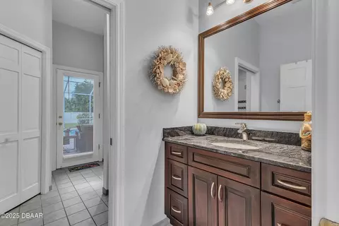 Bath - 15 Broadriver Rd, Ormond Beach, FL 32174 photo 4 of 8