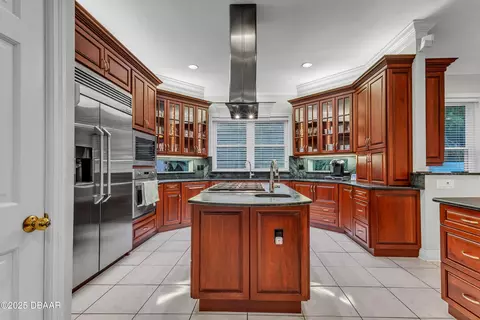 Kitchen - 15 Broadriver Rd, Ormond Beach, FL 32174 photo 2 of 7