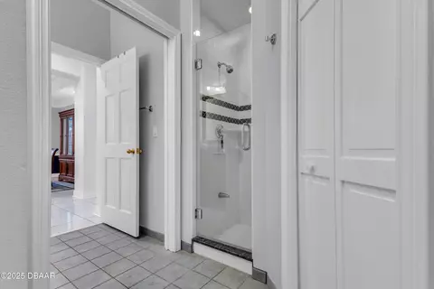 Bath - 15 Broadriver Rd, Ormond Beach, FL 32174 photo 5 of 8