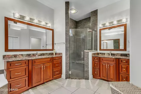 Bath - 15 Broadriver Rd, Ormond Beach, FL 32174 photo 2 of 8