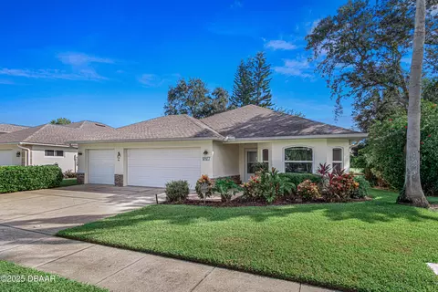 1817 Turnbull Lakes Dr, New Smyrna Beach, FL 32168