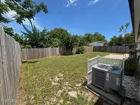 Exterior - 1340 Par Ave, Ormond Beach, FL 32174 photo 5 of 5