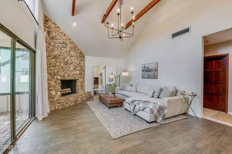 Living - 4 Pueblo Trl, Ormond Beach, FL 32174 photo 2 of 4