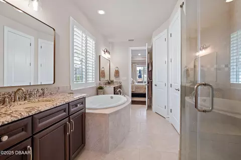 Bath - 524 Wingspan Dr, Ormond Beach, FL 32174 photo 2 of 5