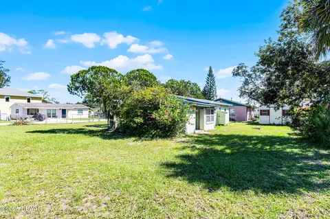 102 Orange Ave, Edgewater, FL 32132 photo 4