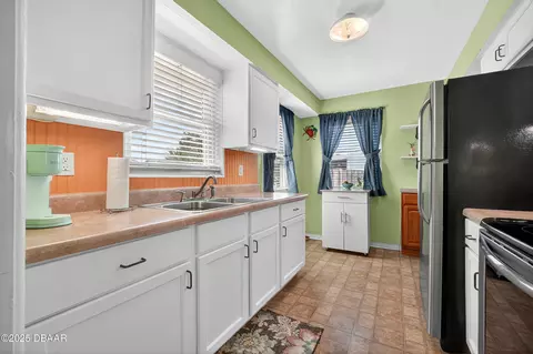 502 Cedar St, Ormond Beach, FL 32176 photo 9