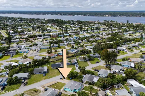 View/Area - 13 Palmetto Dr, Ormond Beach, FL 32176 photo 4 of 5