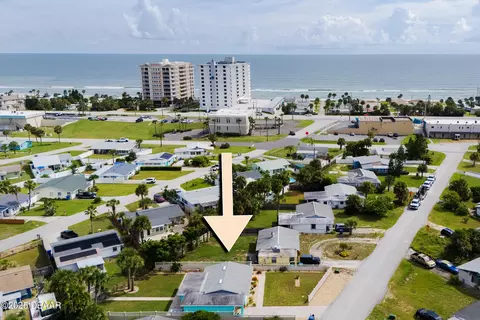 View/Area - 13 Palmetto Dr, Ormond Beach, FL 32176 photo 3 of 5