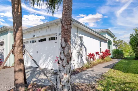 221 Island Breeze Ave, Daytona Beach, FL 32124