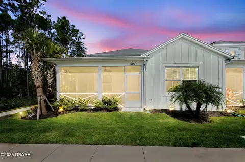 299 Pop Top Ln, Daytona Beach, FL 32124