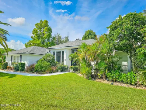 Exterior - 63 Bay Lake Dr, Ormond Beach, FL 32174 photo 10 of 17
